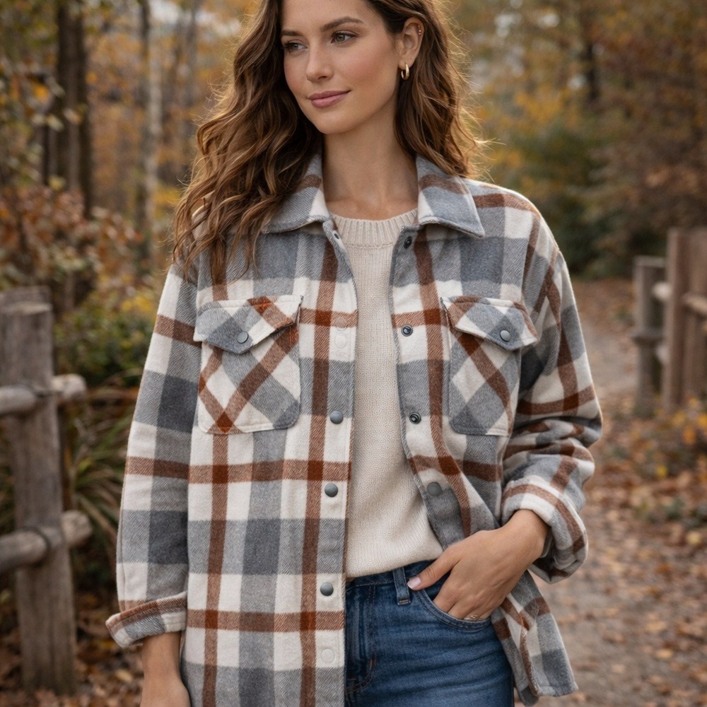 HFX Womens Shacket Sz S Plaid Gray Brown Snap Button Shirt Jacket Camp Hike Cozy